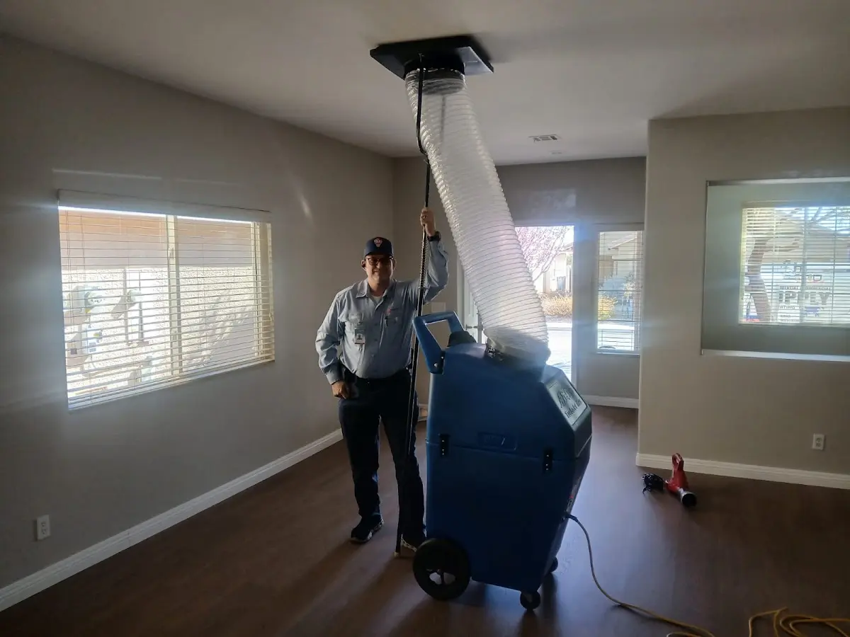 Professional Emergency HVAC Repair work inside a Summerfield home